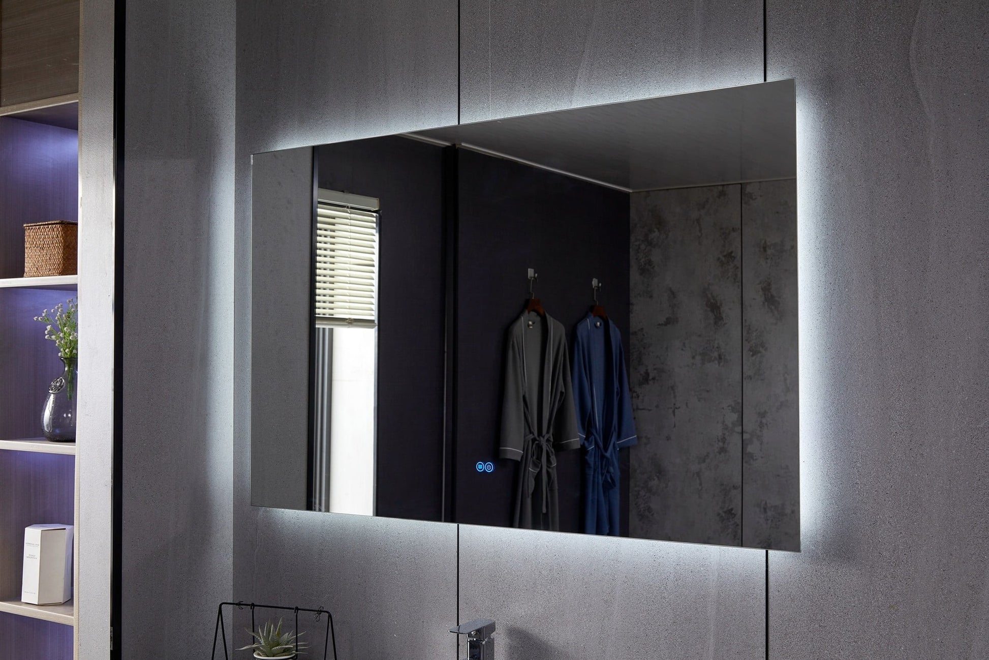 Spiegel frameloos met led, anticondens 75 x 120 cm